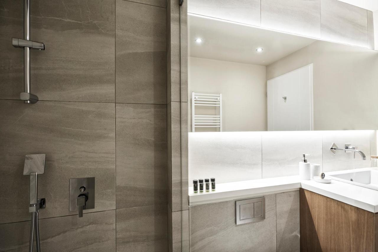 Charitos Iχ, Chic N Modern 2Bd Apt 아테네 외부 사진