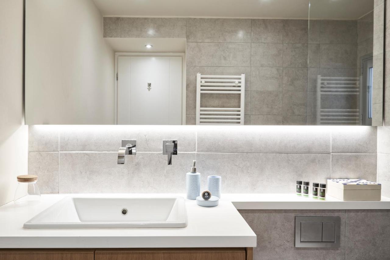 Charitos Iχ, Chic N Modern 2Bd Apt 아테네 외부 사진