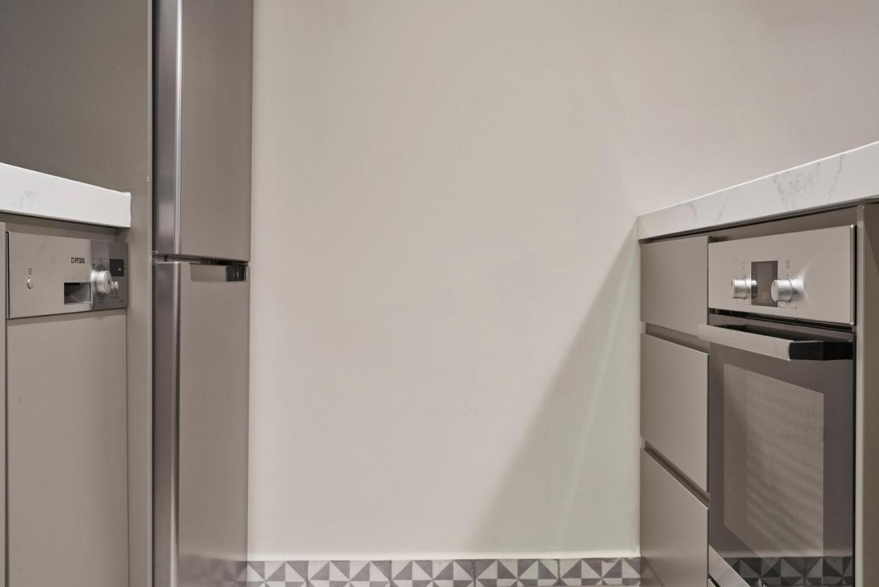 Charitos Iχ, Chic N Modern 2Bd Apt 아테네 외부 사진